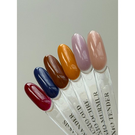 Gel lak Luxio® Cassis